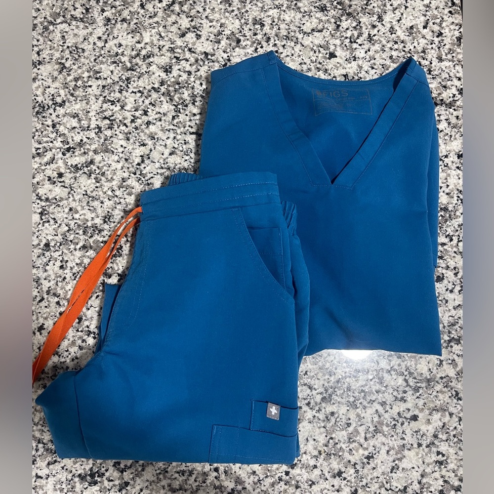 FIGS Scrub Alps Blue